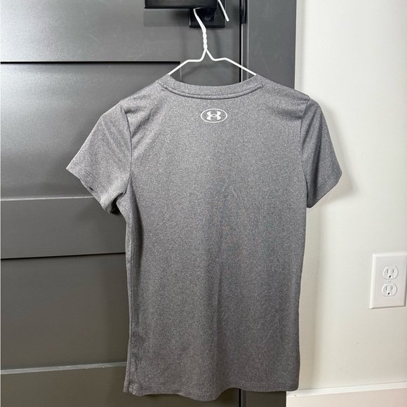 Under Armour Women's Heather Gray Short Sleeve Loose Heatgear Tee XS - Picture 3 of 5